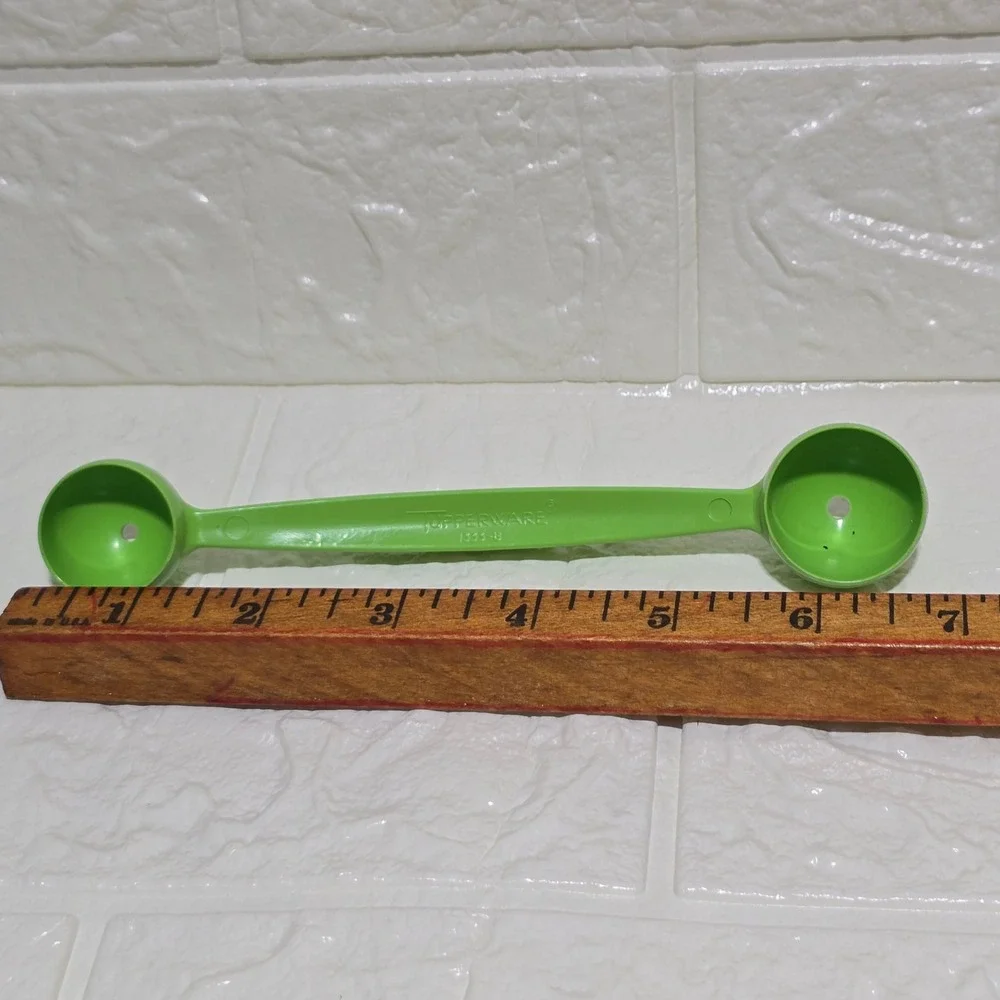 Tupperware Melon Baller Fruit Scoop Kitchen Gadget Retro Kitchencore Kitsch